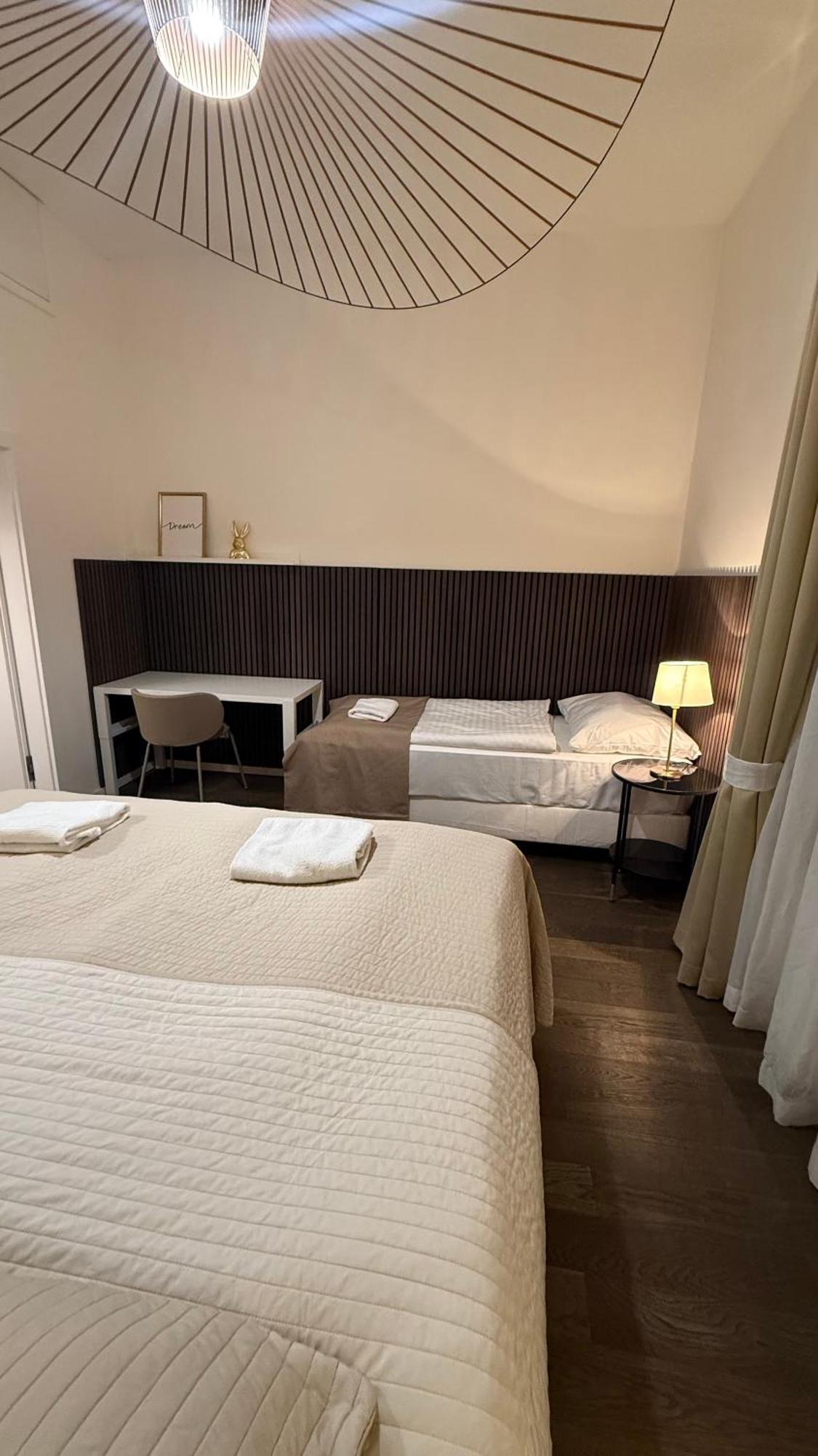 Luxury Modern Designed Oldtown Apartment プラハ エクステリア 写真