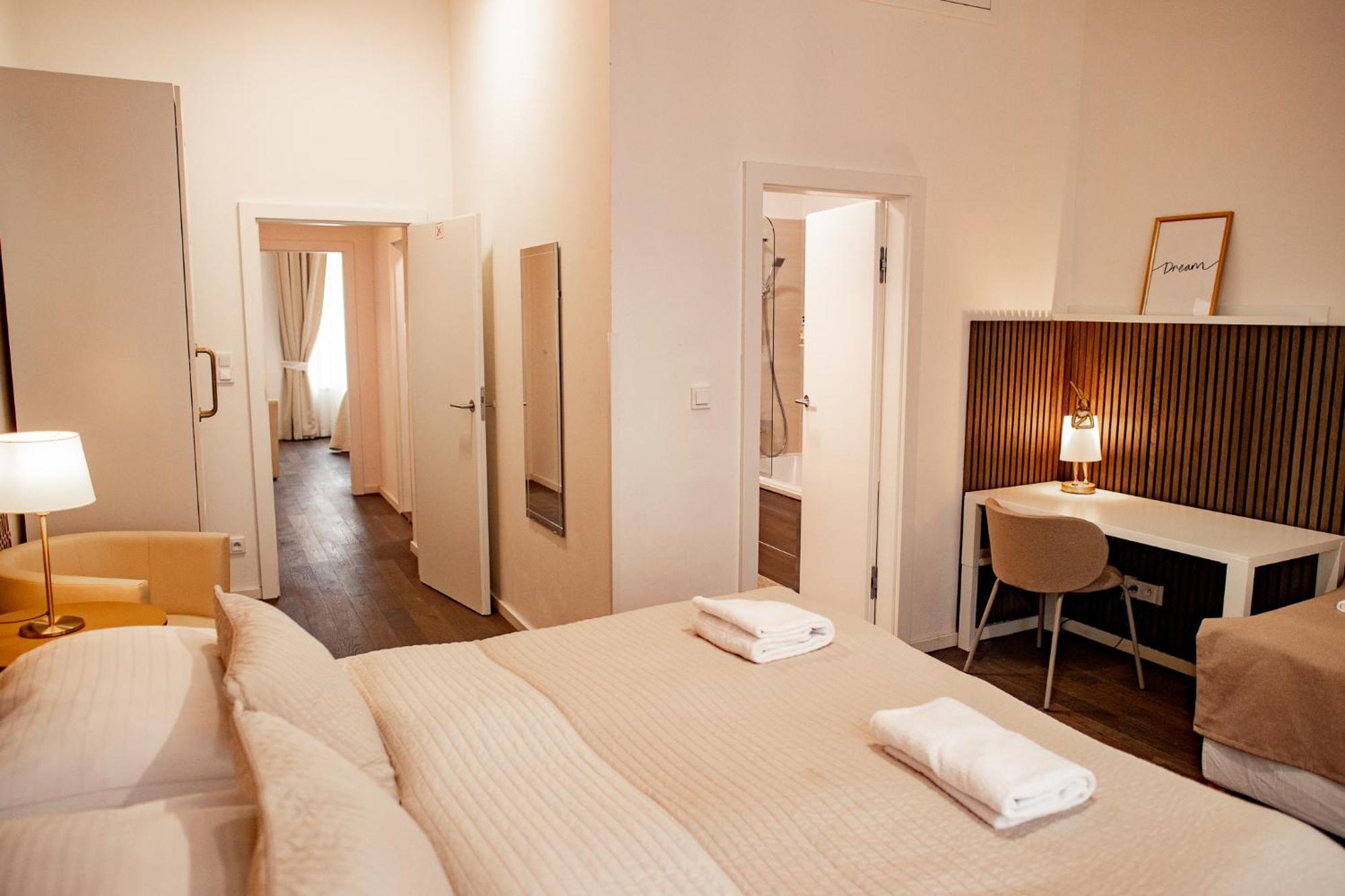 Luxury Modern Designed Oldtown Apartment プラハ エクステリア 写真