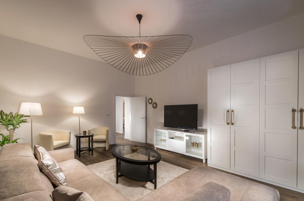 Luxury Modern Designed Oldtown Apartment プラハ エクステリア 写真