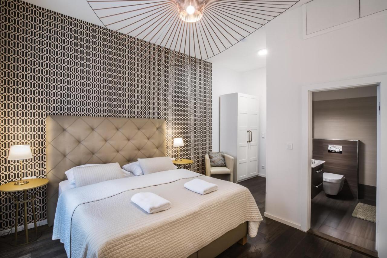 Luxury Modern Designed Oldtown Apartment プラハ エクステリア 写真
